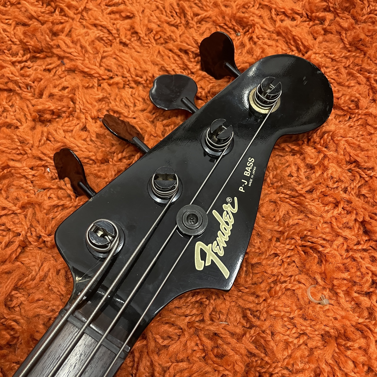 Fender Japan Jazz 間にあう Bass E serial