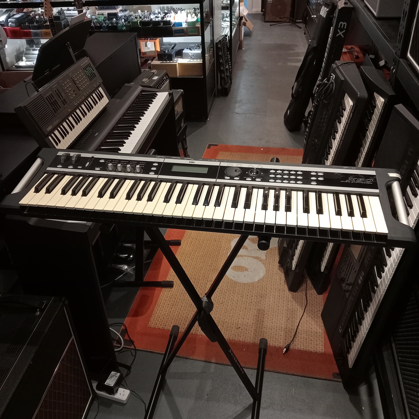 KORG X50 - 鍵盤楽器